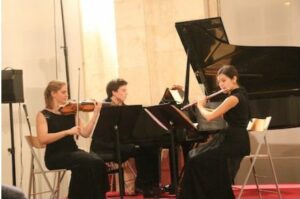 Trois jeunes talents, flûte, violon et piano le 8 novembre 2014 à Chartres